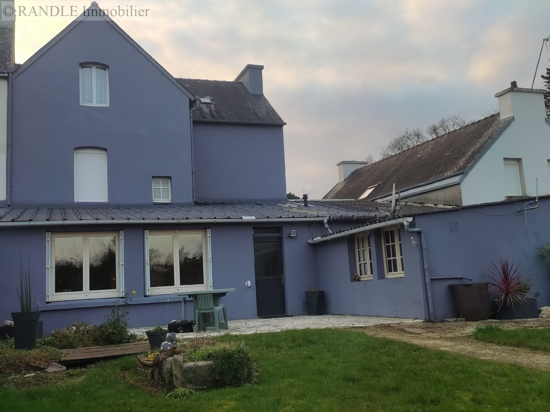 Vente maison - BANNALEC 169 m², 8 pièces