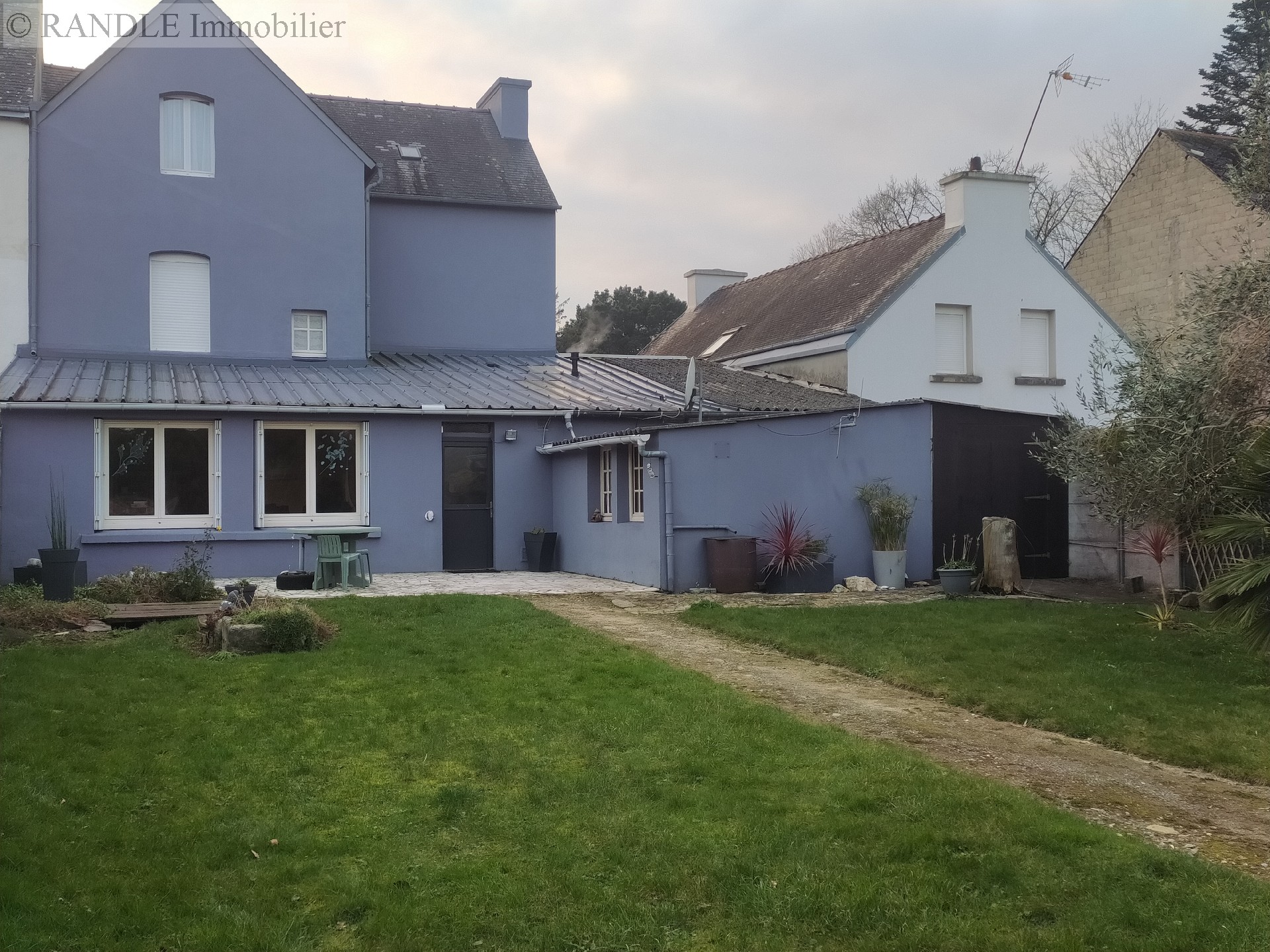 Vente maison - BANNALEC 169 m², 8 pièces