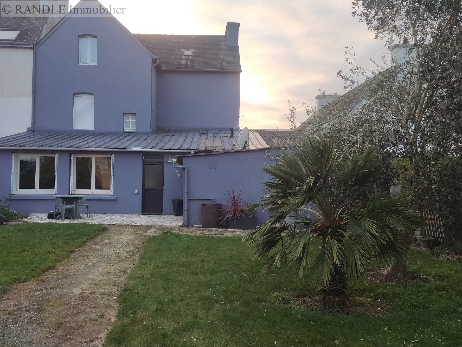 Vente maison - BANNALEC 169 m², 8 pièces