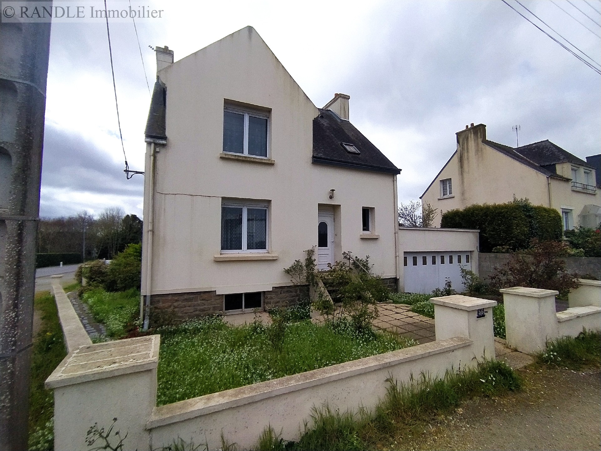 Vente maison - BANNALEC 100 m², 6 pièces